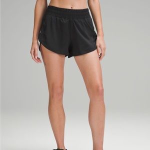 Lululemon Track that high rise lined short 3”